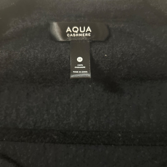 Aqua Cashmere Black Sweater - Picture 3 of 4